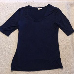 Short sleeved boutique shirt